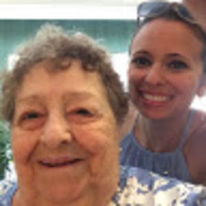 Meet your Posher, Lauren